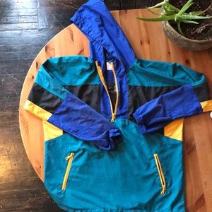 URBAN OUTFITTERS WINDBREAKER JACKET
